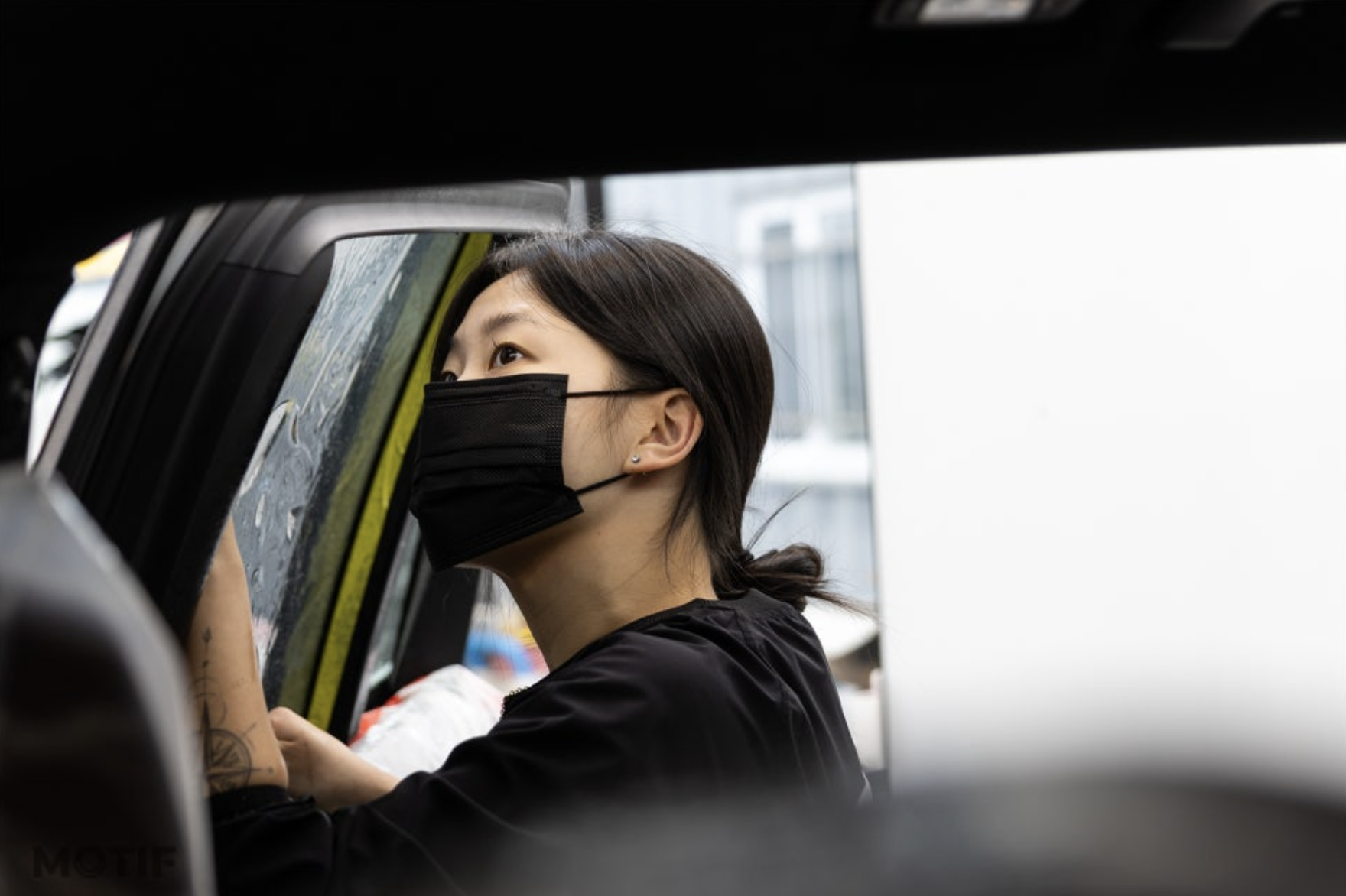 썬팅 선택 기준 체크리스트 — 제조원 · 측정 · 구조 · 보증 · 시공 5문항